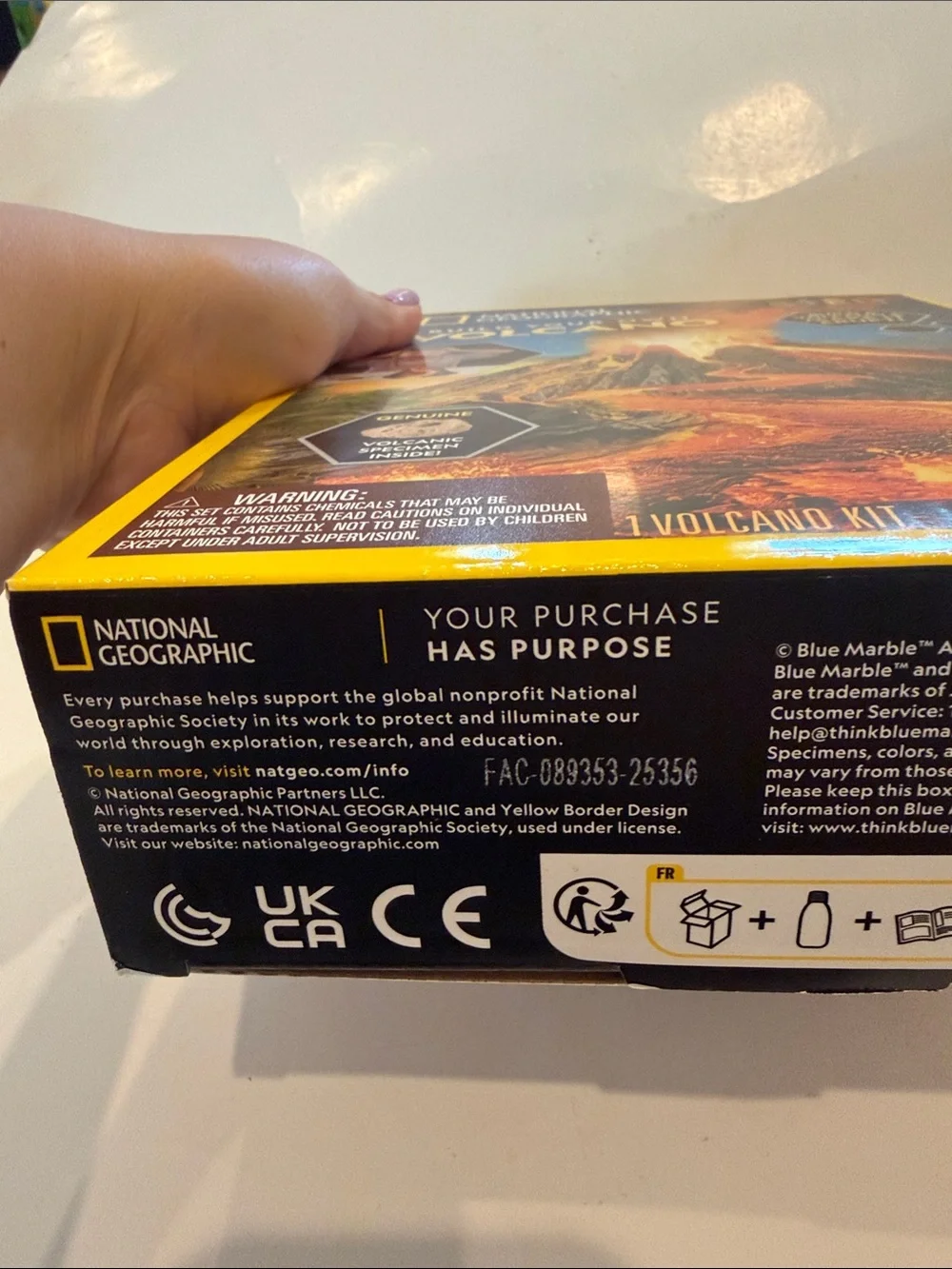 NWT National Geographic Build Your Own Volcano Kit STEM - Yellow, Blue